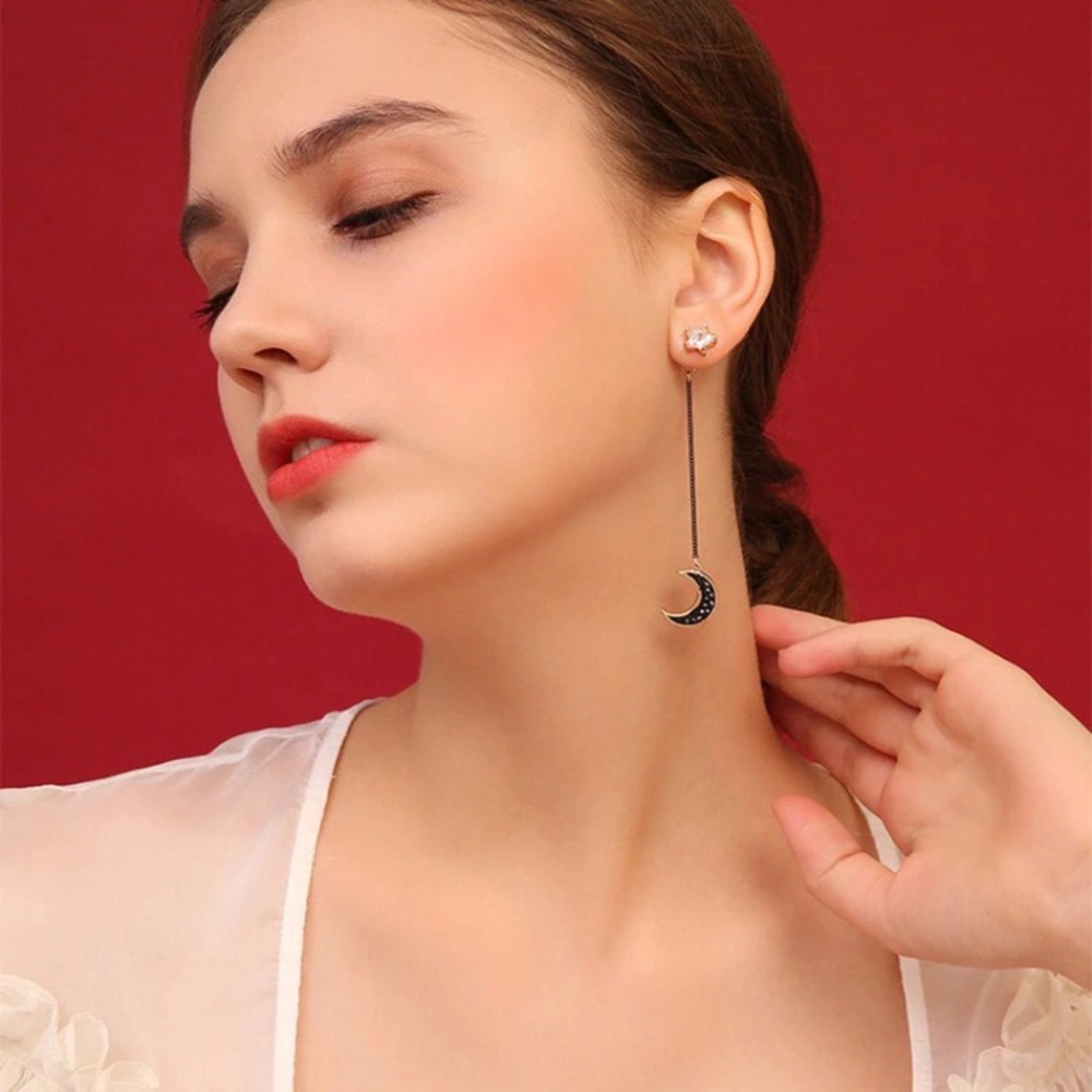 🆕 Moon Star Earring Set - Picture 8 of 9